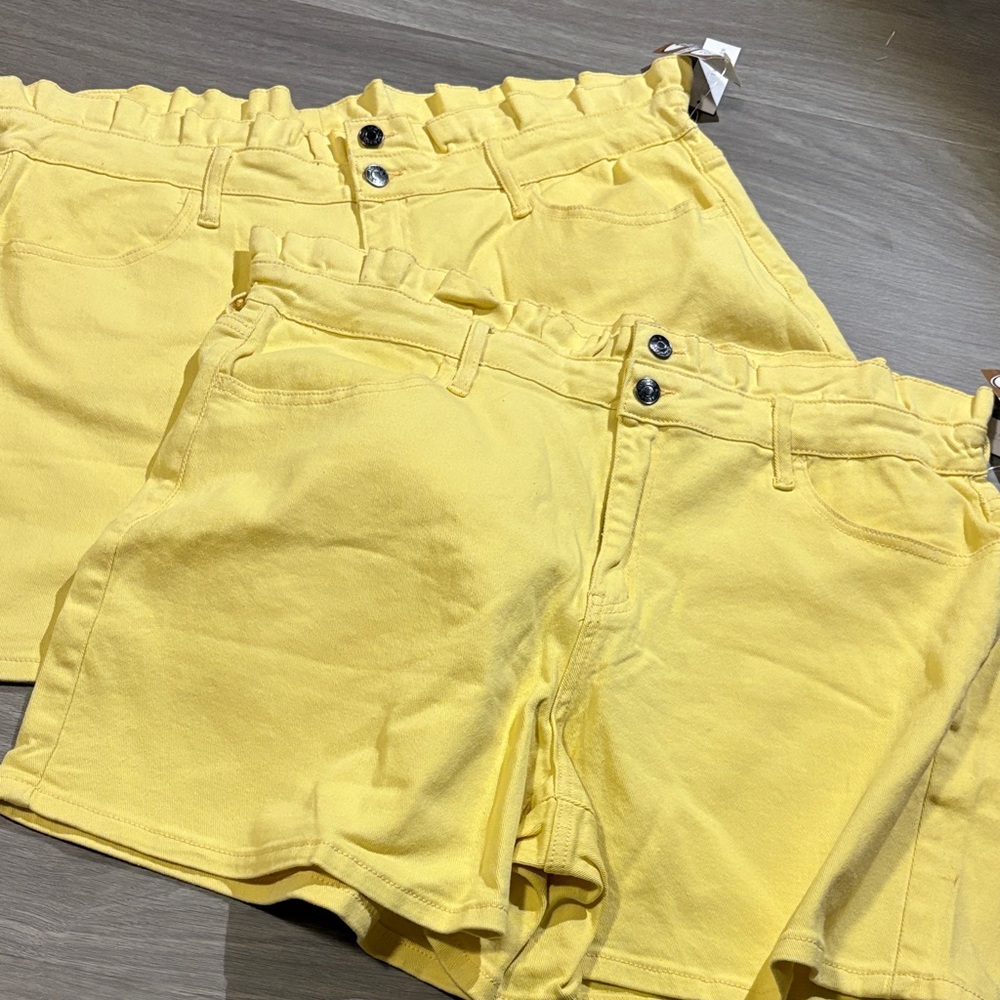 New York & Company Yellow Women's Shorts